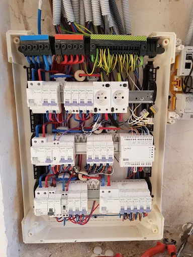 SARL RENOV ELEC PRO à Ambazac
