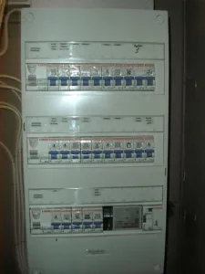 Amorevieta Christian & Fils à Cambon