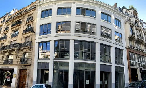 Hager Services à Paris