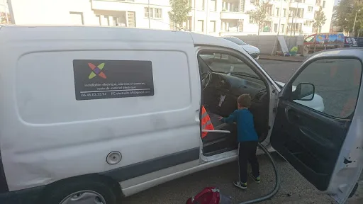 fernandes cardina electricite à Lyon