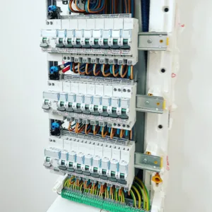 MJC ELECTRICITE SASU à Pessac