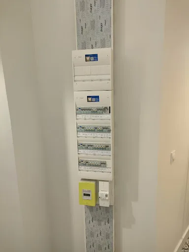 R H S Électricité à Lille