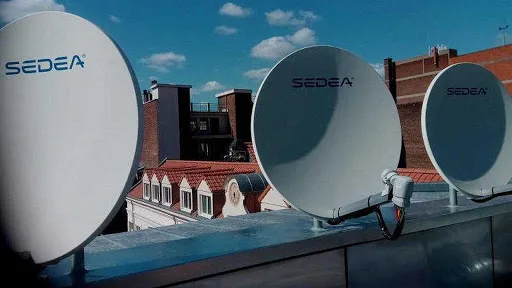 CD-Tech Antenne TNT, Parabole, Starlink et WiFi à Tourcoing