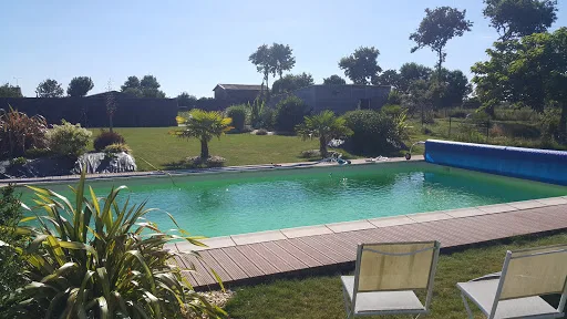 PISCINEAUCOURANT à Maisdon-sur-Sèvre