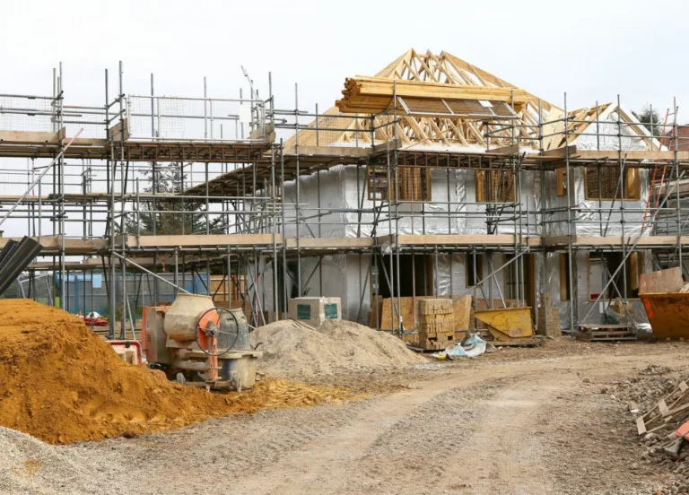 Attention ! Avant de démarrer un chantier, voici ce que votre voisinage ne veut pas que vous sachiez !
