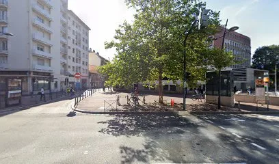 Ibanez Yvon à Toulouse