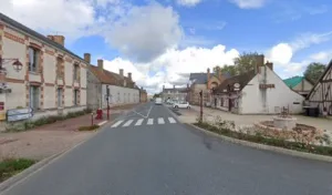 ESSENTIEL à Jouy-le-Potier