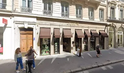 Jean Baptiste Emilien à Lyon